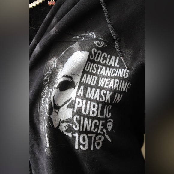 Social Distancing Jacket - Picture 2 of 4